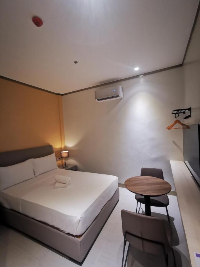 Yes Hotel Imus Cavite Dış mekan fotoğraf