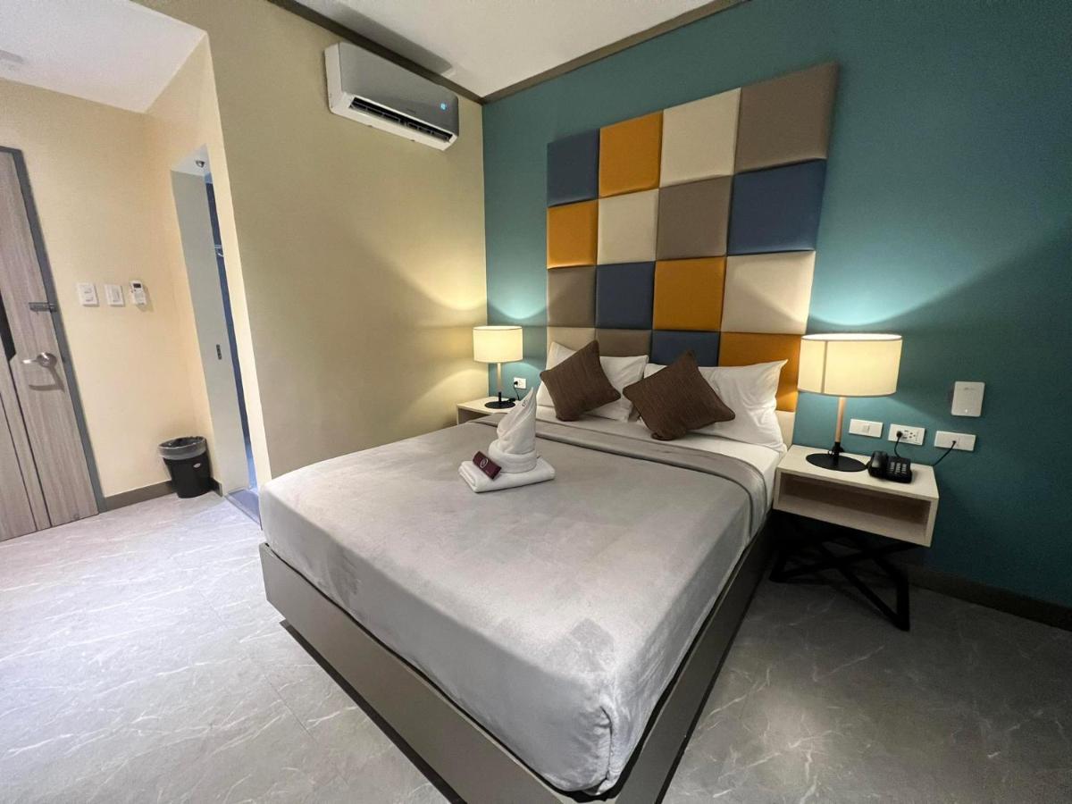 Yes Hotel Imus Cavite Dış mekan fotoğraf